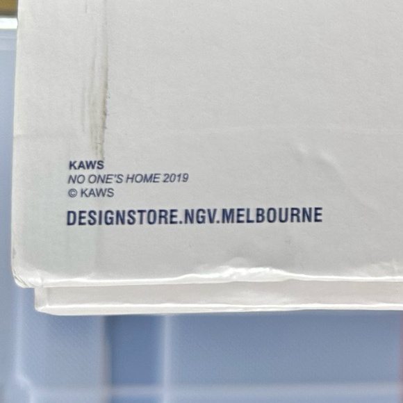 KAWS No One's Home 2019 Jigsaw Puzzle - 1000 Pieces - Picture 2 of 3